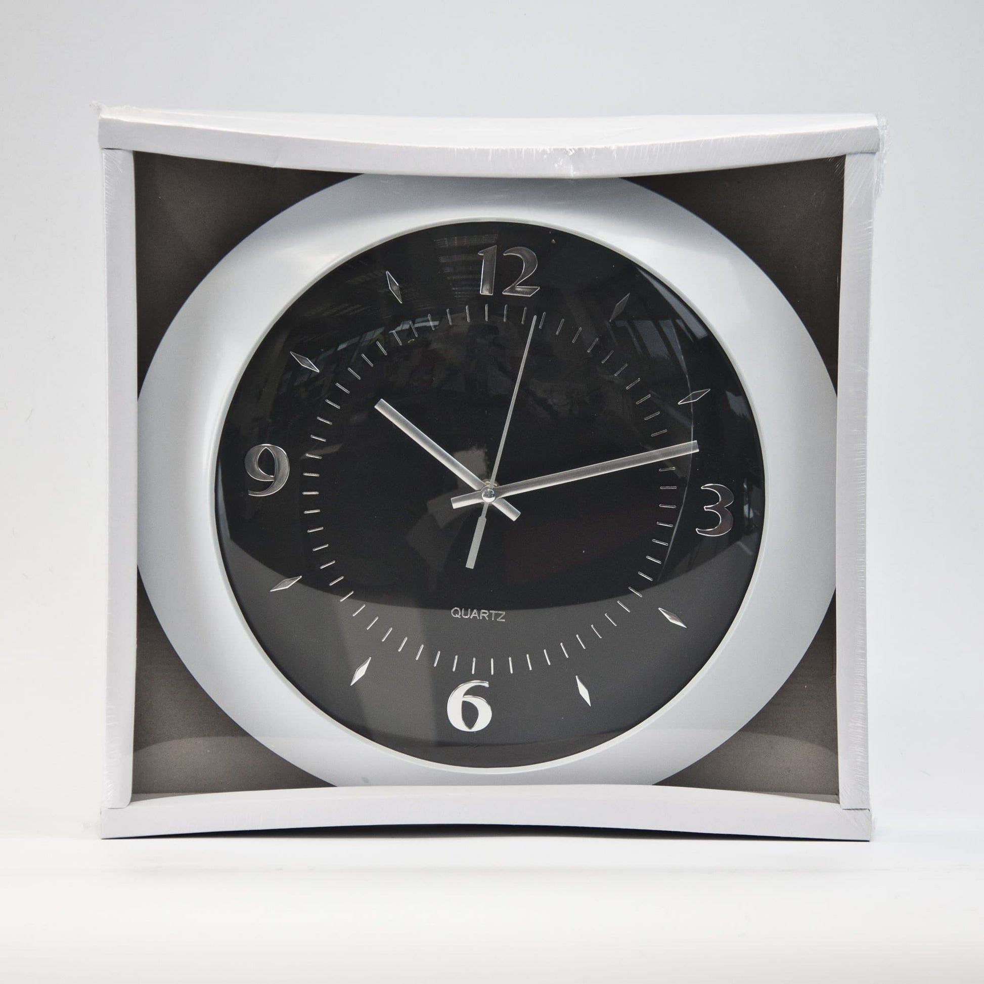 Стенен Часовник, Овален Дизайн - Черен - Terzico